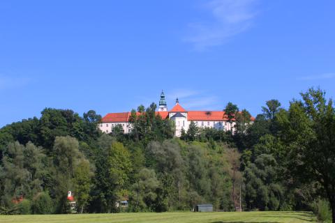 Kloster Attel